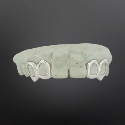 Open Face With Back Bar Four Teeth Top Set silver