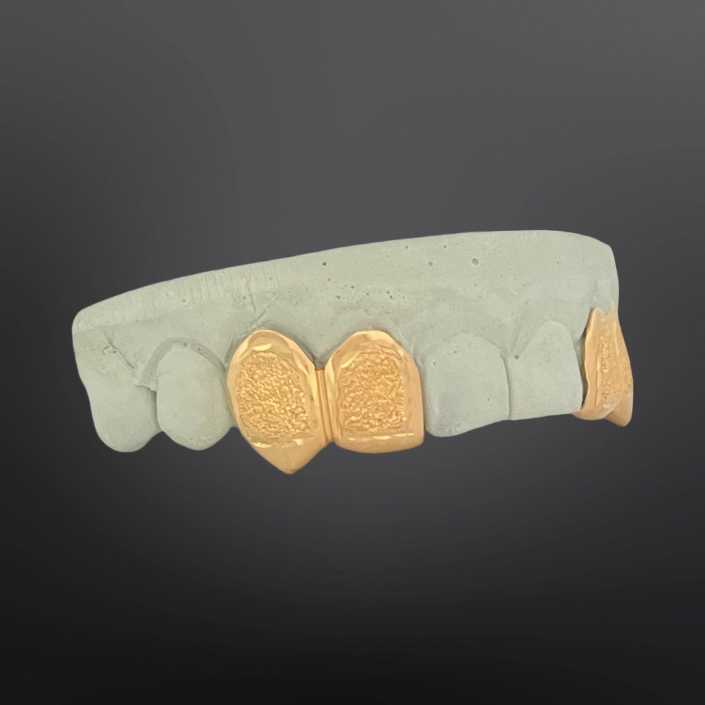 Solid Frames And Diamond Dust Center Four Teeth Top Set With Back Bar Silver Yellow