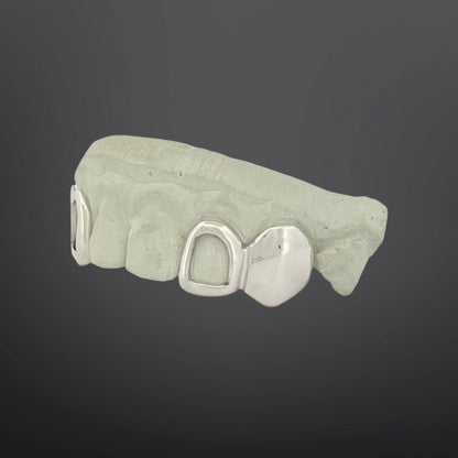 Solid Plain Fang And Open Face With Back Bar Four Teeth Top Set Silver