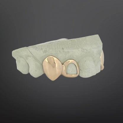 Solid Plain Fangs And Open Face Four Teeth With Back Bar Top Set Natural Gold