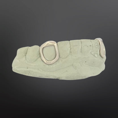 Solid Plain Open Face Fangs With Back Bar Silver