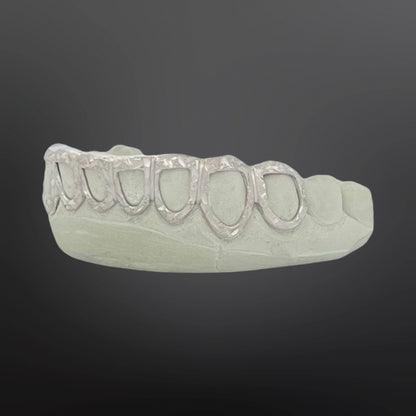 Diamond Cut And Diamond Dust Open Face Eight Teeth Bottom Set Silver