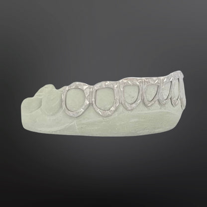 Diamond Cut And Diamond Dust Open Face Eight Teeth Bottom Set Silver