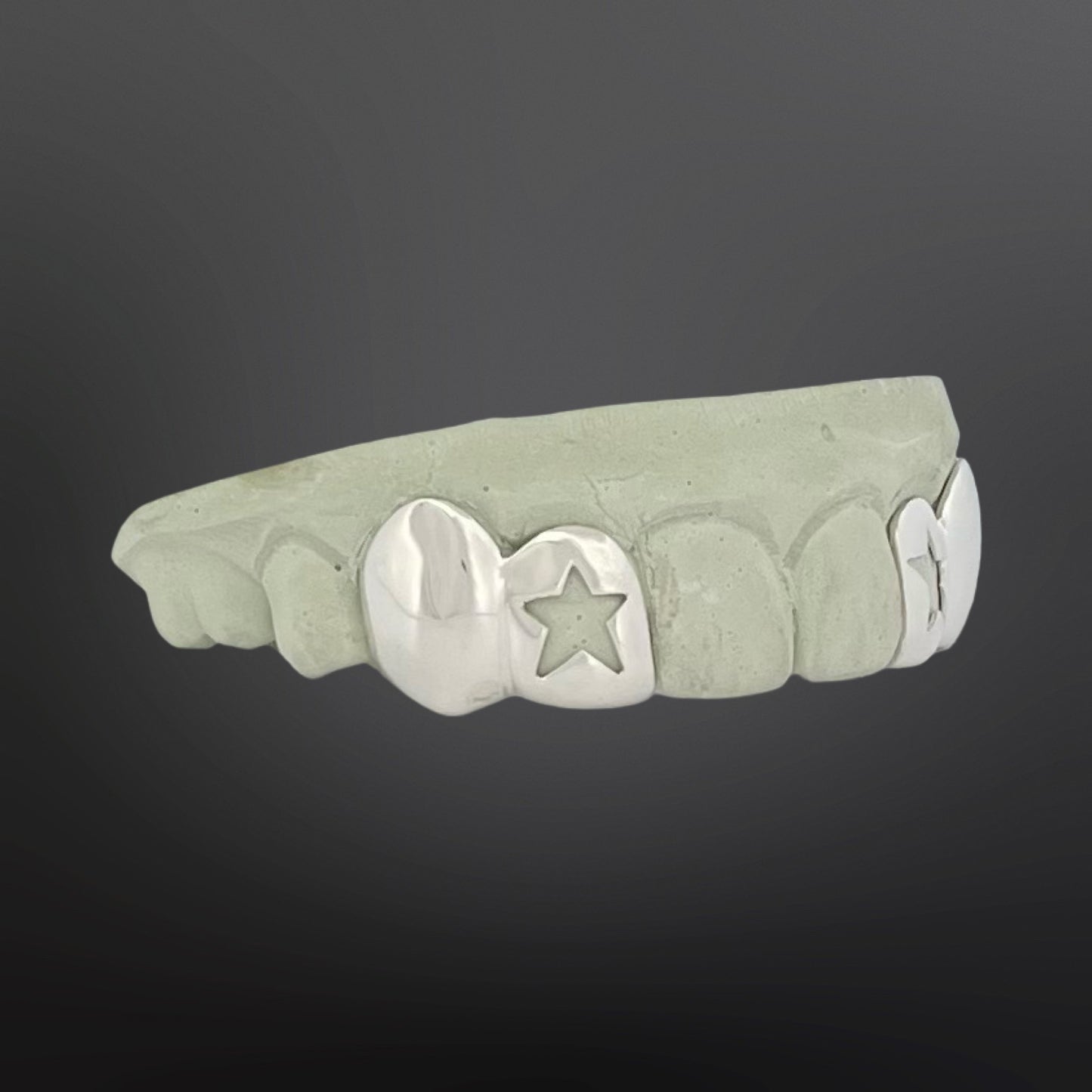 Star Open Face And Solid Plain Four Teeth Top Set With Back Bar Silver