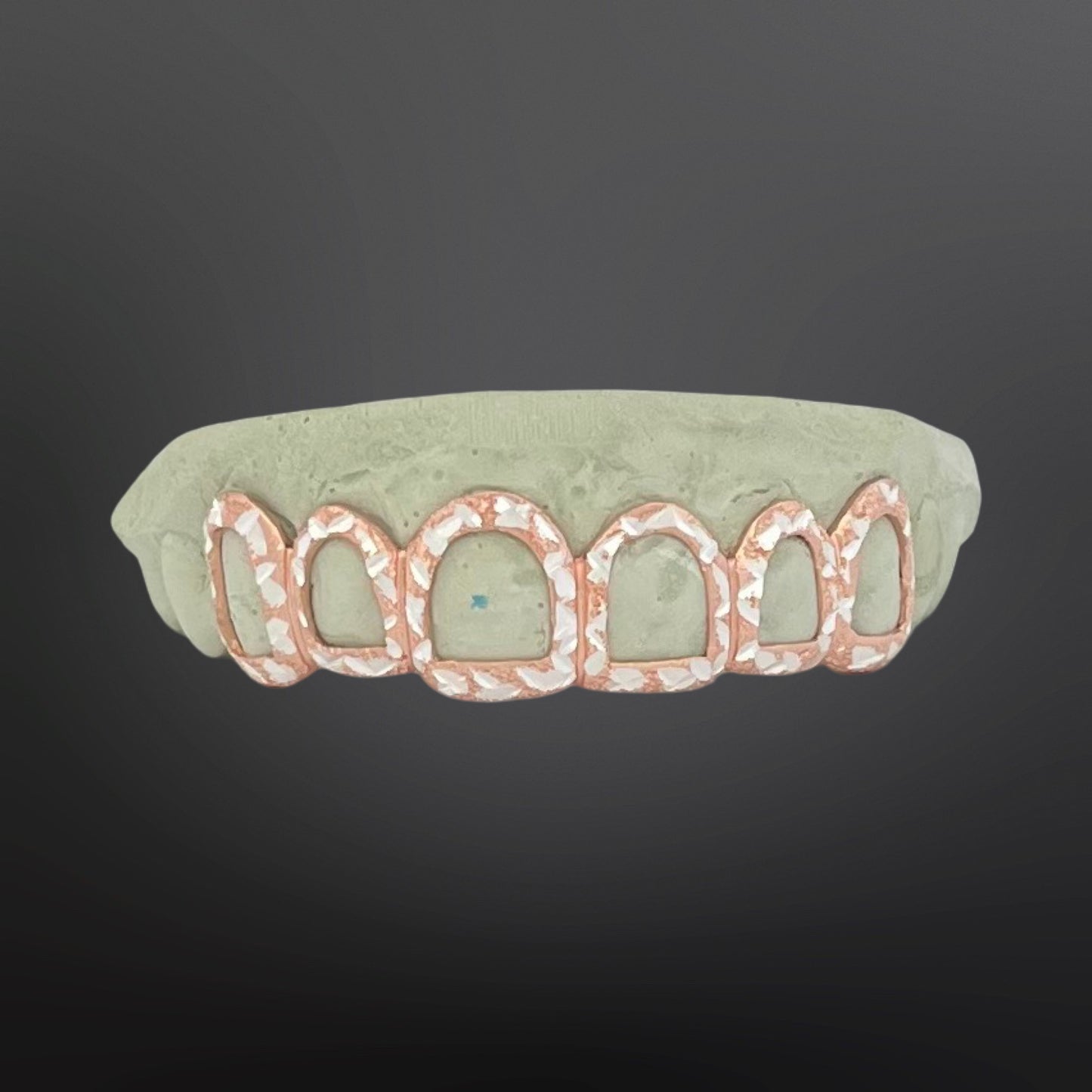 Two Tone Rose Open Face With Diamond Dust And White Diamond Cuts Six Teeth Top Set Silver